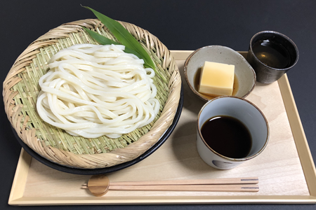 ざるうどん＋めんつゆ、卵豆腐